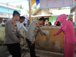 Warga Cianjur Dapat Bantuan Sumur Bor dari Kapolri