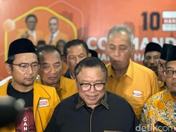 Tutup Sekolah Politik, Ini Pesan OSO ke Kader Hanura Jatim