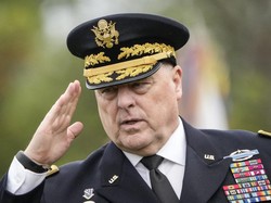 Jenderal Top Militer AS Umumkan Pensiun, Sindir Trump Diktator