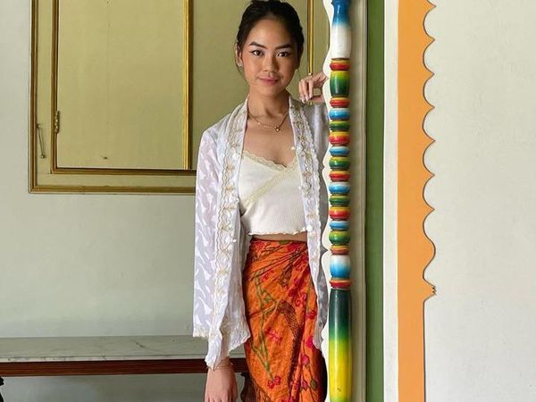 Jelang Hari Batik 2023, Ini 10 Ide OOTD Batik dari Artis dan Selebgram
