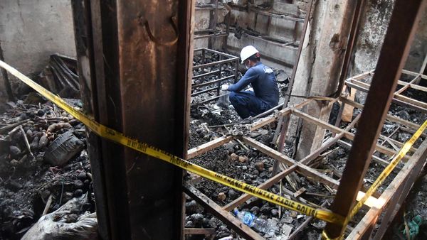 Polisi Olah TKP Lokasi Kebakaran Pasar Leuwiliang Bogor