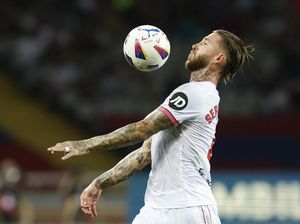 Sergio Ramos Sesumbar Mau Jebol Gawang Barca, eh Bikin Gol Bunuh Diri