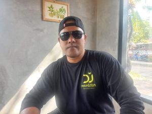 Sosok DJ Mahesa, Penyanyi Dapetang Umahe Sepi yang Viral di TikTok Sosok DJ Mahesa, Penyanyi Dapetang Umahe Sepi yang Viral di TikTok