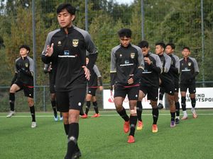 Bek PSM Makassar Ingatkan Rekannya di Timnas Serius Tatap Piala Dunia U-17 Bek PSM Makassar Ingatkan Rekannya di Timnas Serius Tatap Piala Dunia U-17