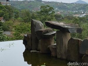 Healing di Wot Batu: Galeri Seni Karya Sunaryo yang Menenangkan