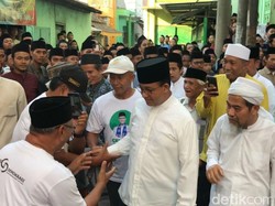 Anies Sowan ke Gus Najih Putra Mbah Maimoen di Rembang
