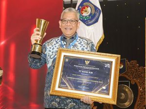 bank bjb Raih Penghargaan BPD Peringkat I di Ajang BUMD Awards 2023 bank bjb Raih Penghargaan BPD Peringkat I di Ajang BUMD Awards 2023