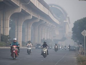 Kabut Asap Tak Berdampak Jam Sekolah Pelajar di OKI