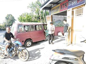 Pete-pete Tabrak Pemotor dan Pejalan Kaki di Bone, 1 Orang Tewas