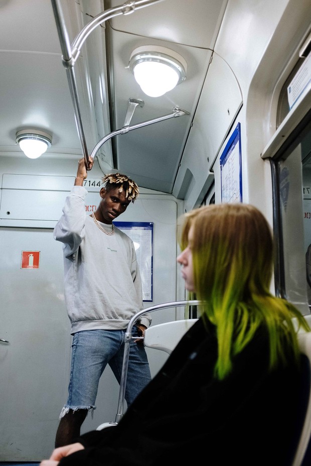 Ditatap Orang Tidak Dikenal/Foto: pexels.com/Cottonbro Studio