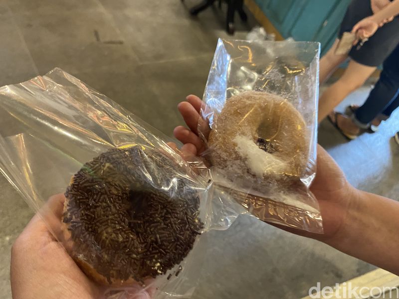 Donat Ellie yang legendaris di Glodok