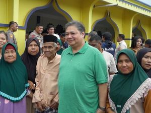 Airlangga ke Pulau Rempang, Jamin Pemerintah Penuhi Janji ke Masyarakat
