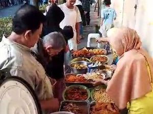 Miniatur Persatuan Melalui Sepiring Nasi Kuning di Cianjur