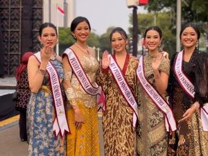 8 Foto Puteri Indonesia dan Miss Indonesia Sepanggung di Istana Berbatik 8 Foto Puteri Indonesia dan Miss Indonesia Sepanggung di Istana Berbatik