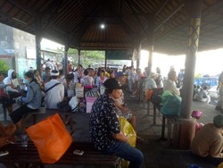 Ditutup Sehari terkait Nyepi Segara, Penyeberangan ke Nusa Penida Membeludak