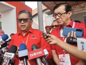 Hasto Ngaku Dapat Cerita Ketum Parpol soal Gibran Cawapres: Tekanan Kekuasaan Hasto Ngaku Dapat Cerita Ketum Parpol soal Gibran Cawapres: Tekanan Kekuasaan