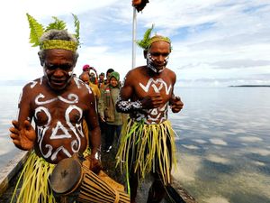 Menengok Mapia, Benteng Pasifik di Utara Papua