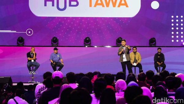 Terhibur di Hub Tawa Bareng Komika dan GJLS Bernyanyi