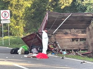 10 Migran Kuba Tewas dalam Kecelakaan Truk di Meksiko 10 Migran Kuba Tewas dalam Kecelakaan Truk di Meksiko