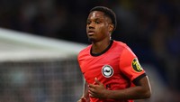 7. Ansu Fati. Musim lalu Barca meminjamkan Fati ke Brighton tanpa opsi permanen. Musim panas ini Barca siap melegonya. Foto: REUTERS/TOBY MELVILLE