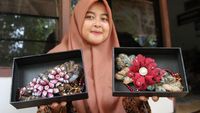 Warga Jombang Manfaatkan Limbah Kain Jadi Bros Cantik Rp 20-50 Ribu/Biji