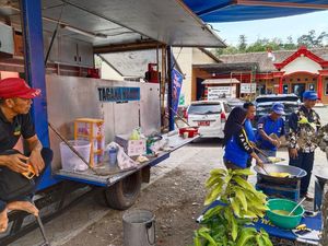 Kebakaran Gunung Lawu Dinyatakan Darurat Bencana, Dapur Umum Didirikan