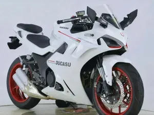 Bukan Ducati, Ini Ducasu Motor Sport Kloningan dari China Bukan Ducati, Ini Ducasu Motor Sport Kloningan dari China