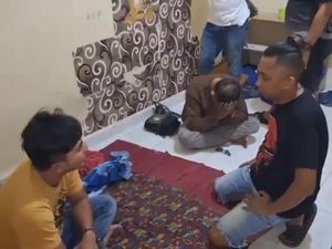 Eks Kades Buton Utara Pengedar Sabu Diciduk Polisi Saat Tidur di Indekos Eks Kades Buton Utara Pengedar Sabu Diciduk Polisi Saat Tidur di Indekos