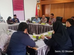 Forkopimcam Pesanggrahan Koordinasi soal Pemasangan Spanduk Kampanye