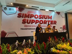 Suporter PSM Bahas Stadion Mattoanging-GBH ke Erick Thohir di Acara Simposium