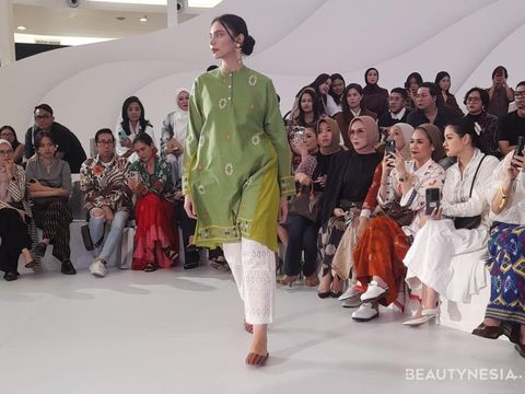 Kolaborasi Cita Tenun Indonesia x Sejauh Mata Memandang