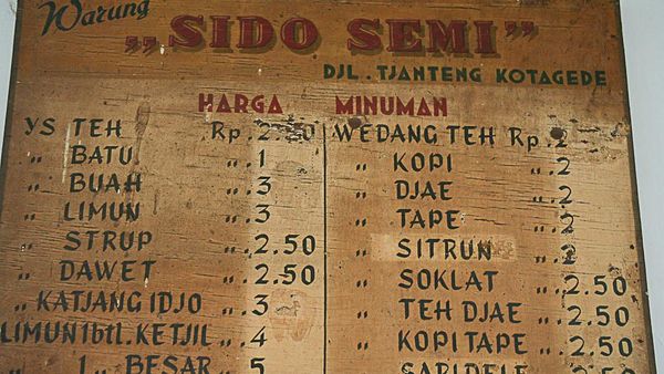 Masih Murah Banget! ini 10 Penampakan Menu Jadul Tahun 90an