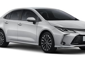 Kepincut Toyota Altis Baru? Segini Cicilannya Tiap Bulan Kepincut Toyota Altis Baru? Segini Cicilannya Tiap Bulan