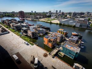Mengenal Rumah Apung Rp 100 Jutaan yang Mau Dibangun Prabowo Mengenal Rumah Apung Rp 100 Jutaan yang Mau Dibangun Prabowo