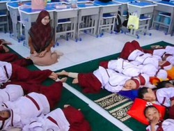 Kenapa Sekolah Ini Wajibkan Tidur Siang Bareng? Ini Manfaatnya