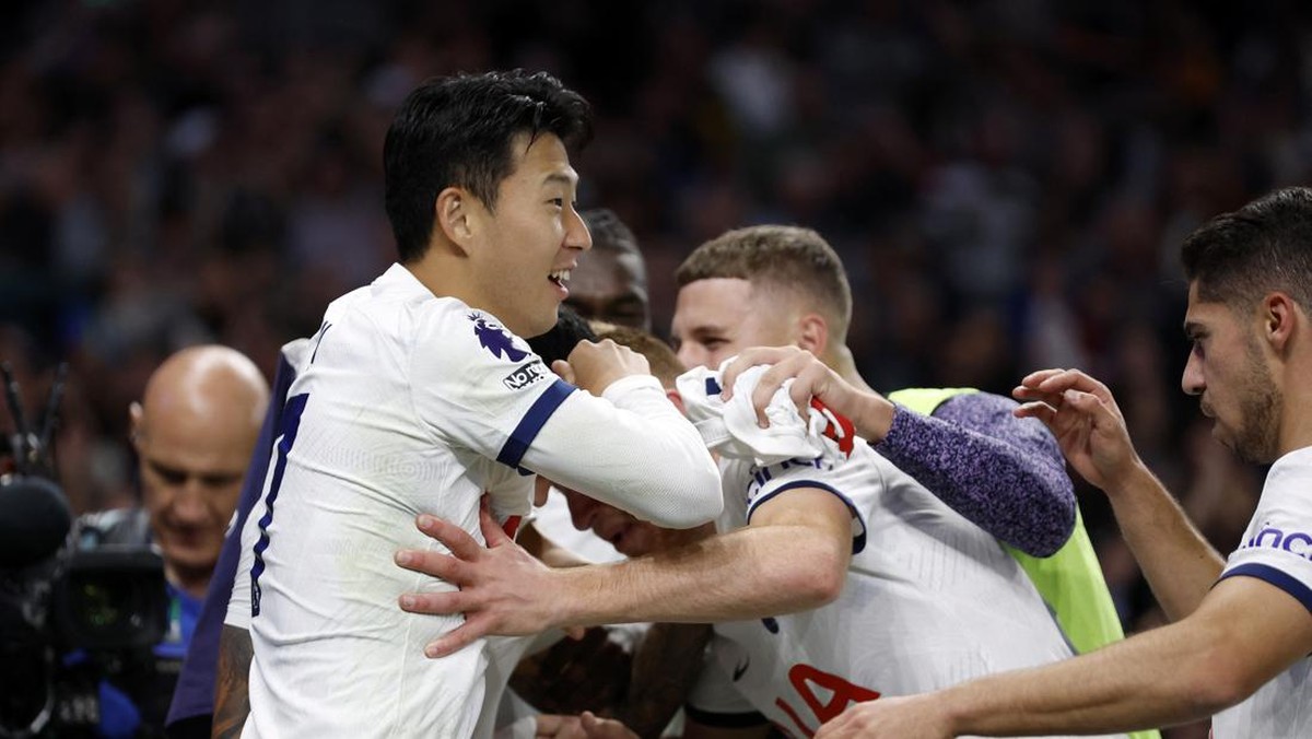 Data-fakta kemenangan Tottenham atas Fulham. (Foto: Action Images via Reuters/PETER CZIBORRA)