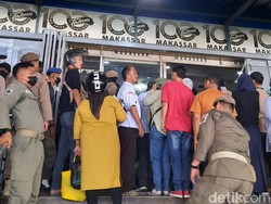 Segel Kantor Dibuka, Pemkot Makassar Kembali Kuasai Pengelolaan Pasar Butung