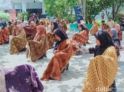 Hari Batik Nasional 2023, 500 Siswa SMKN I Rota Klaten Menari Bersama