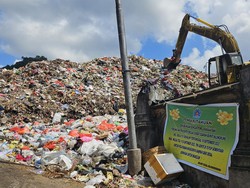 Sampah Menggunung Tak Rata, TPA Sente di Klungkung Ditutup 10 Hari