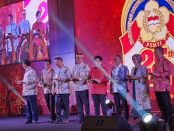 Di HUT Paguyuban Tionghoa, Zulhas Singgung Filosofi NU-Muhammadiyah