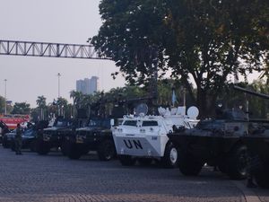 Deretan Alutsista Ramaikan Gladi Bersih HUT TNI ke-78 di Silang Monas