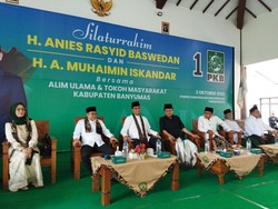 Safari Politik, Anies-Cak Imin Sambangi Ponpes Darussalam Purwokerto