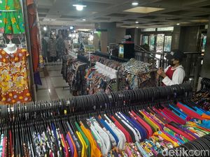 Mending Pakai Daster, Begini Efek Pakai Baju Terlalu Ketat saat Cuaca Panas