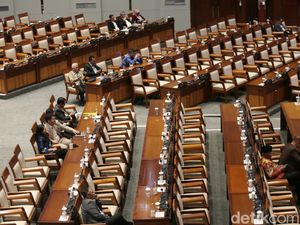 Perbedaan DPR, DPD & DPRD Beserta Cara Cek Real Count Pemilu 2024