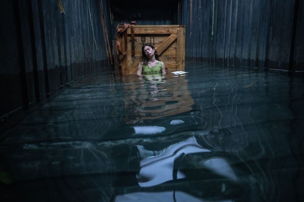 NOWHERE (L to R) ANNA CASTILLO as MIA in NOWHERE. Cr. EMILIO PEREDA/NETFLIX © 2022