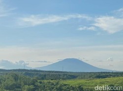 Cegah Kebakaran, Perhutani Tutup Jalur Pendakian Gunung di Pandeglang