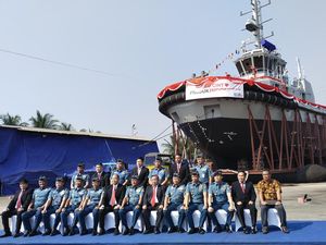 Tug Boat Baru TNI AL Punya Alat Pemadam Api Berdaya Semprot 650 Kubik/Jam Tug Boat Baru TNI AL Punya Alat Pemadam Api Berdaya Semprot 650 Kubik/Jam
