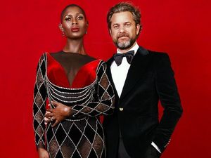 Joshua Jackson Tak Beri Nafkah Setelah Cerai, Eks Istri Tagih Rp 580 Juta Joshua Jackson Tak Beri Nafkah Setelah Cerai, Eks Istri Tagih Rp 580 Juta