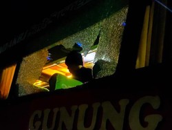 Ketika ABG Lempar Bus Gunung Harta Setelah Terinspirasi Konten TikTok