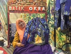 Geliat Generasi Muda Lestarikan Batik Tulis di Kampung Okra Surabaya
